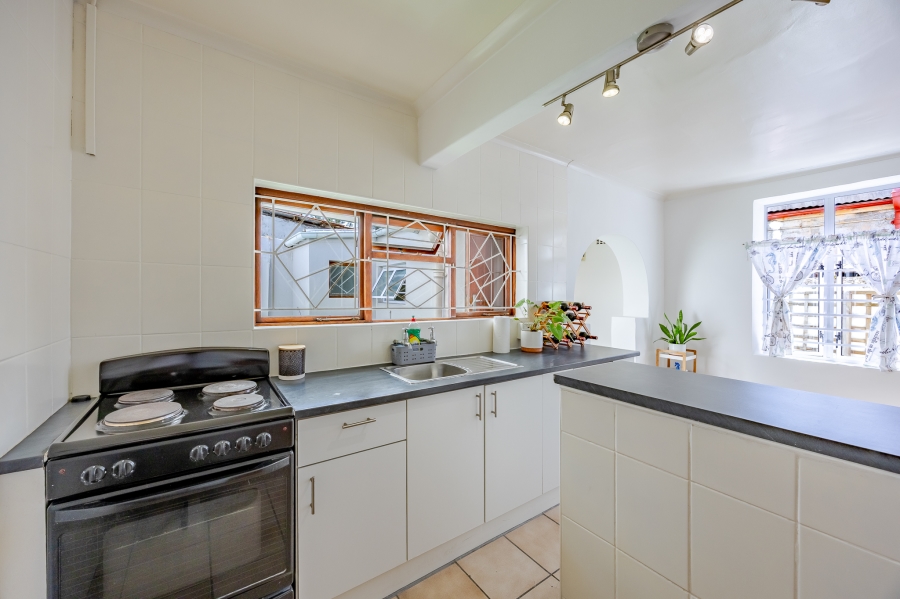 2 Bedroom Property for Sale in Observatory Western Cape